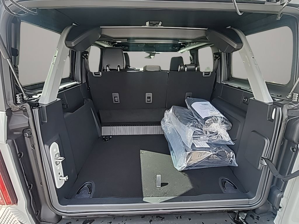 New 2026 Ford Bronco Badlands image 7