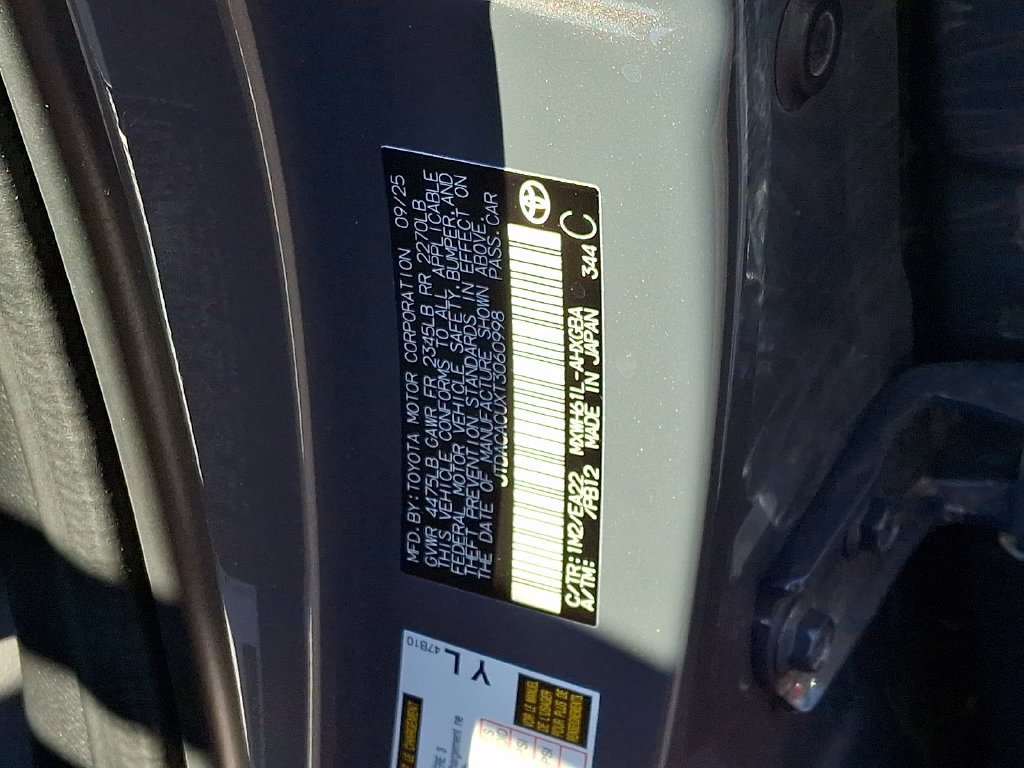 Certified 2026 Toyota Prius Plug-In Hybrid FWD image 28
