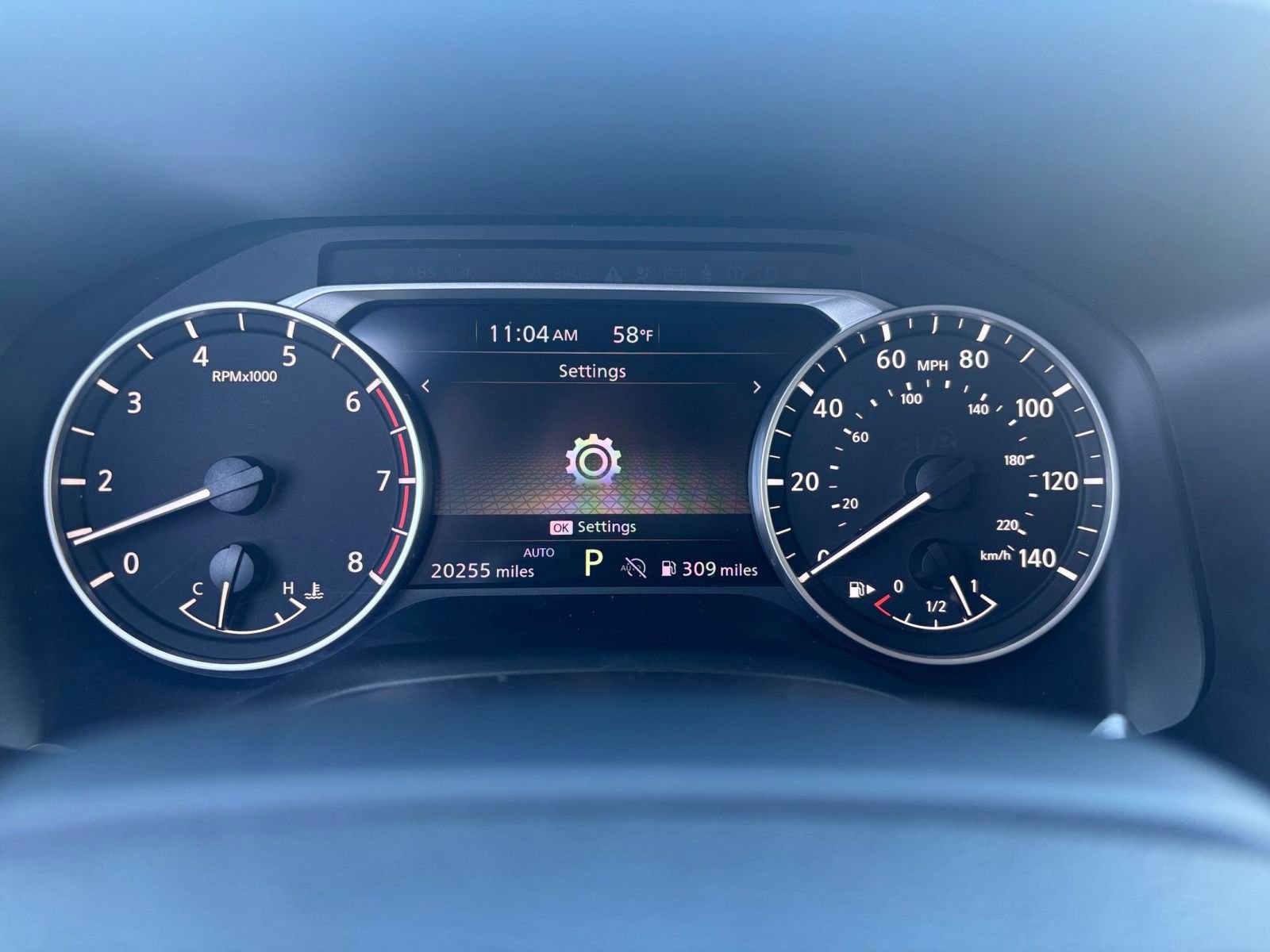 Used 2025 Nissan Rogue SV image 39