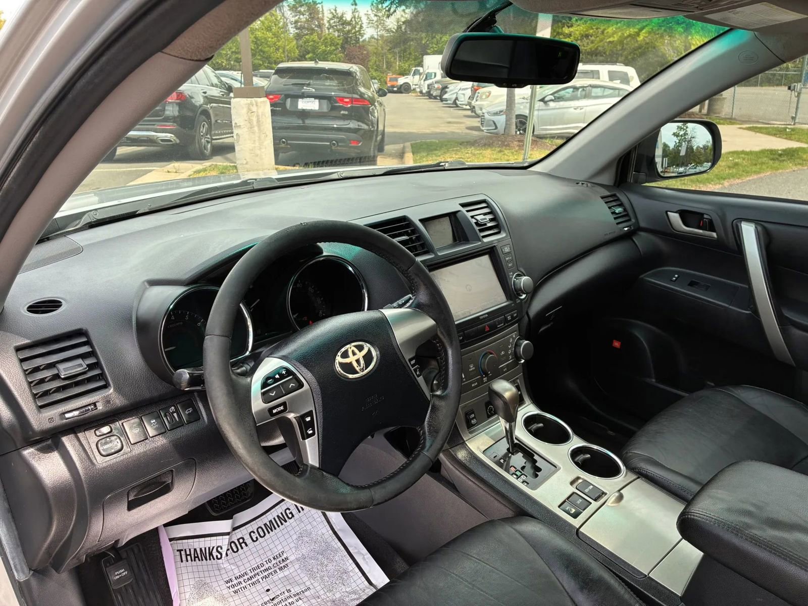 Used 2012 Toyota Highlander SE w/ Tow Pkg AWD/4WD image 19