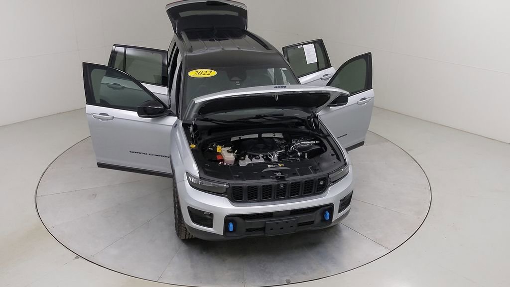 Used 2022 Jeep Grand Cherokee Trailhawk w/ Rear Seat Video Group 1 image 44