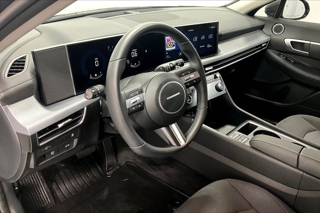 Used 2026 Hyundai Sonata SEL FWD image 13