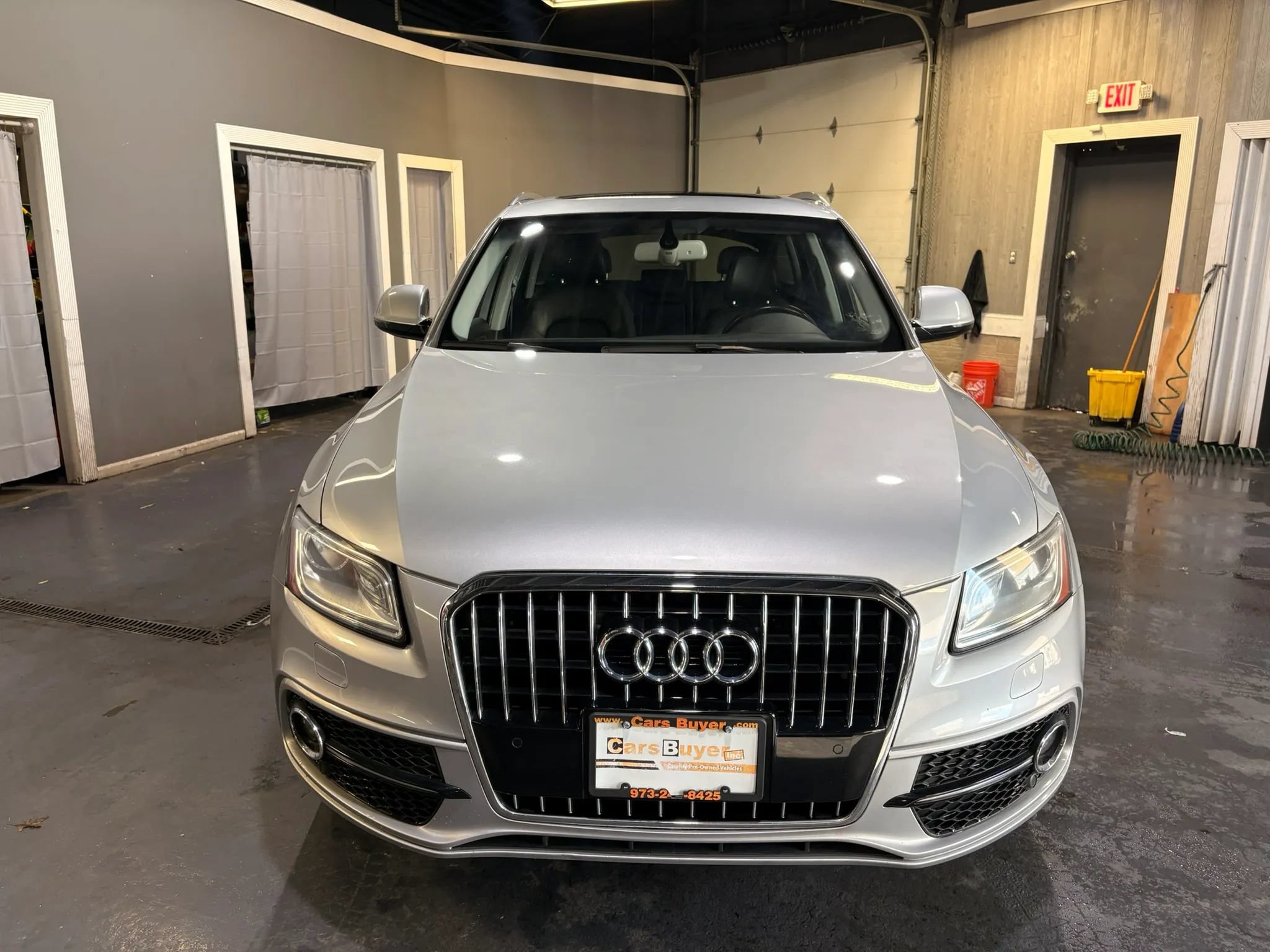Used 2016 Audi Q5 3.0T Premium Plus w/ Technology Package AWD/4WD image 2