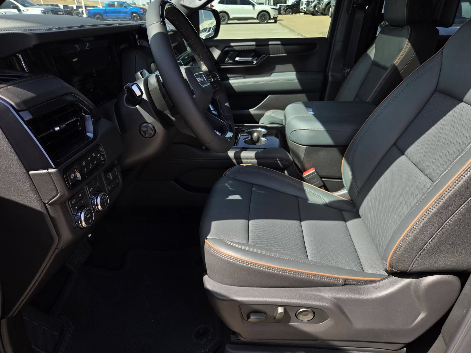 New 2026 GMC Yukon AT4 w/ AT4 Premium Plus Package AWD/4WD image 7