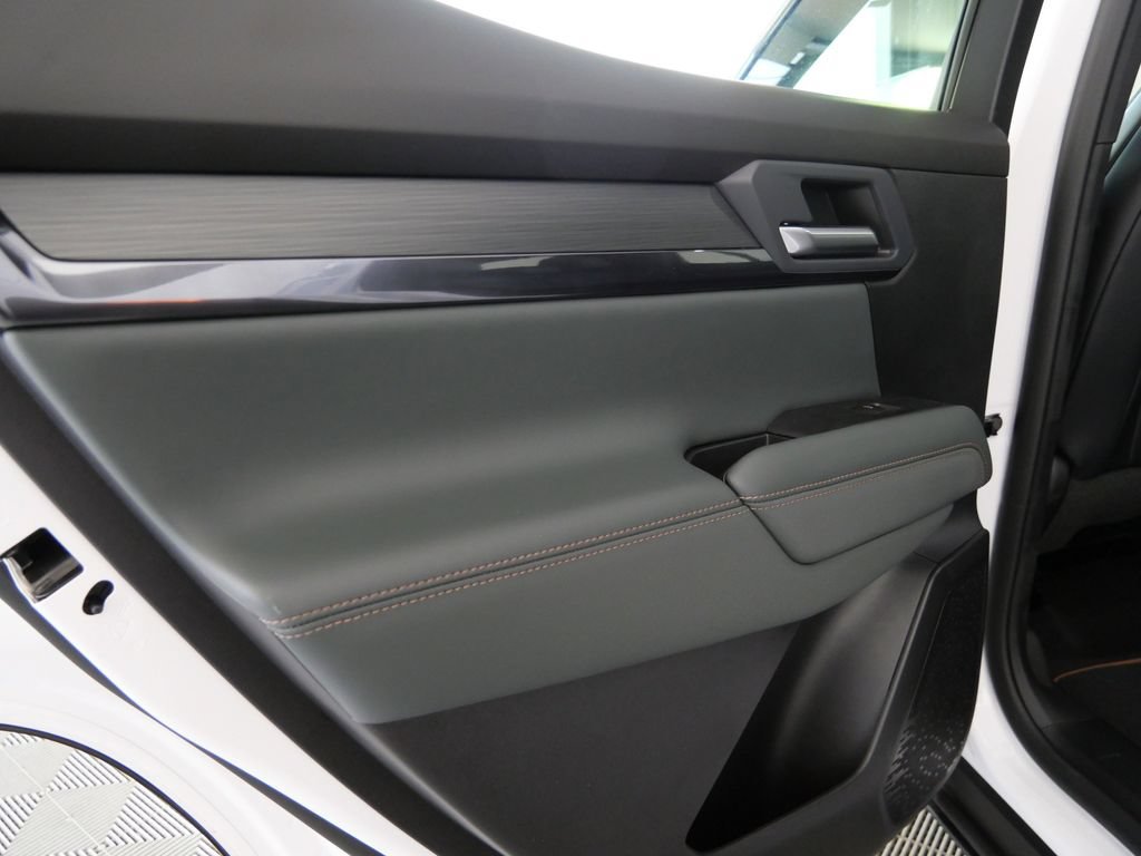New 2026 GMC Terrain AT4 w/ Convenience Package III AWD/4WD image 15