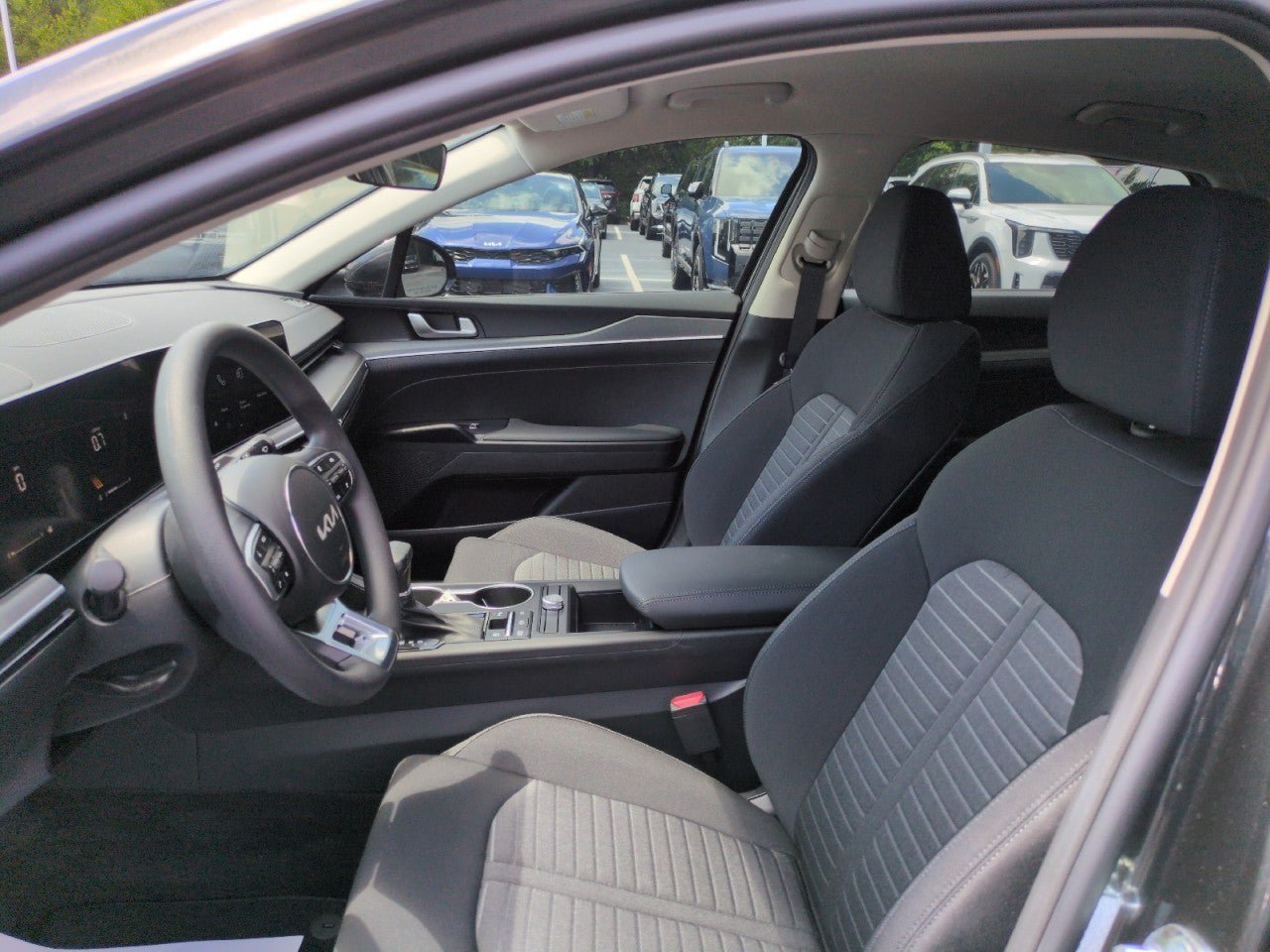 New 2026 Kia K5 LXS FWD image 14