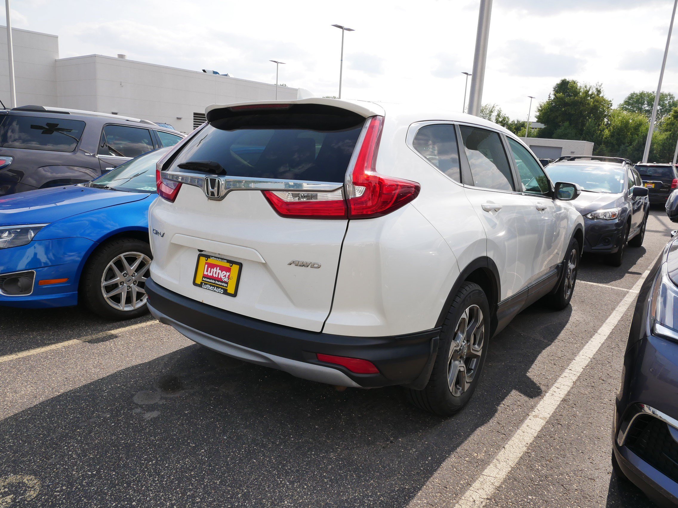 Used 2018 Honda CR-V EX image 5