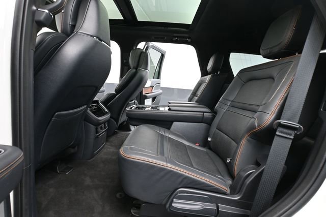 Used 2022 Lincoln Navigator Black Label AWD/4WD image 41