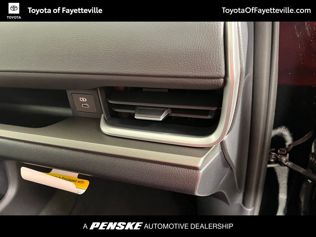 New 2026 Toyota Grand Highlander XLE image 10