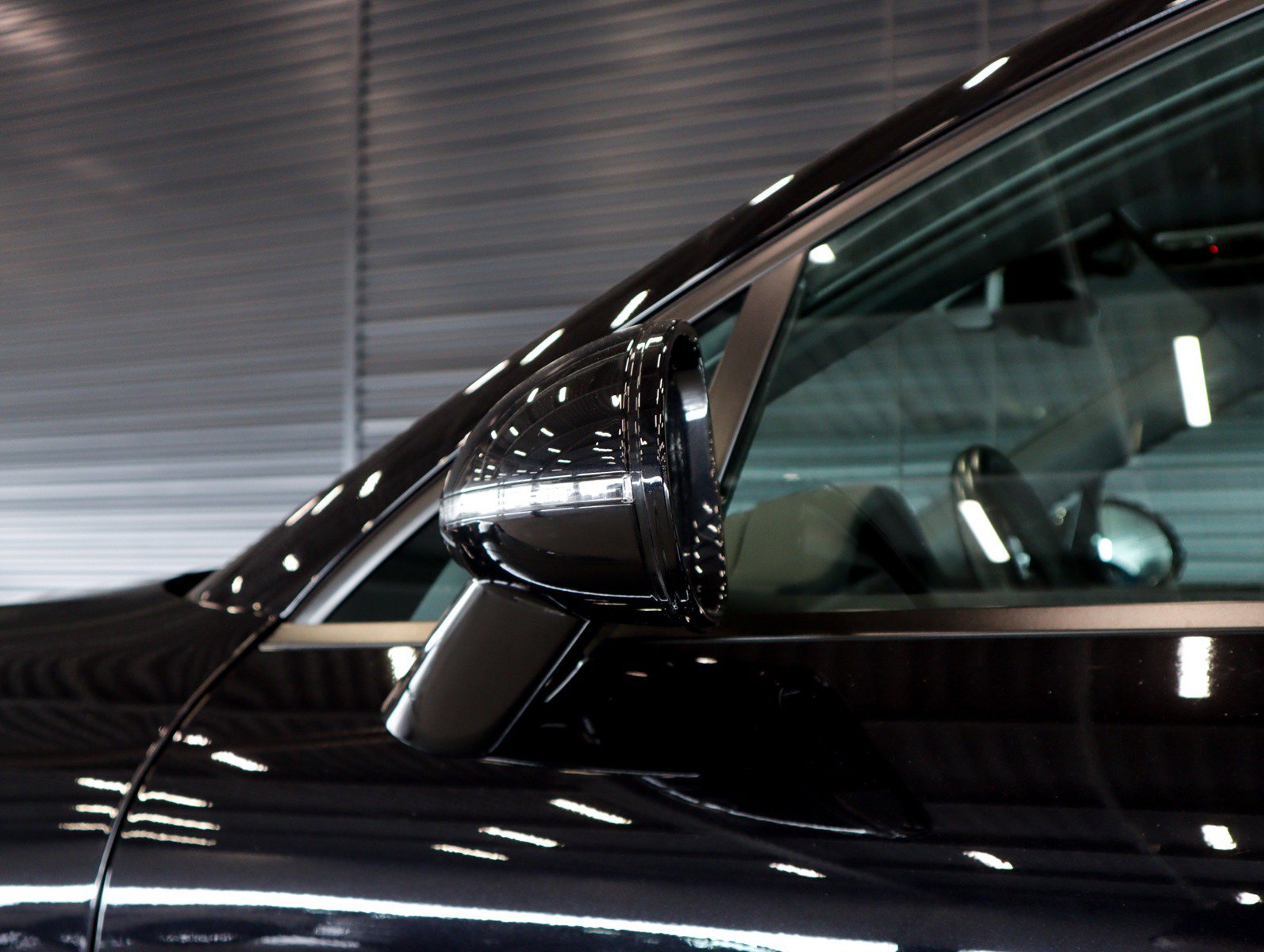 Certified 2023 Porsche Macan image 29