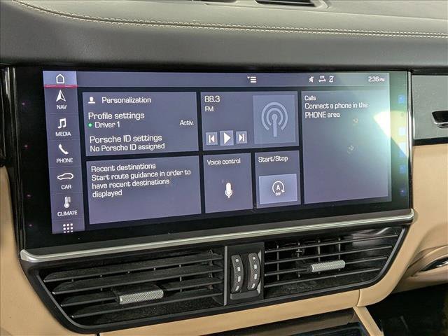Used 2019 Porsche Cayenne S AWD/4WD image 17
