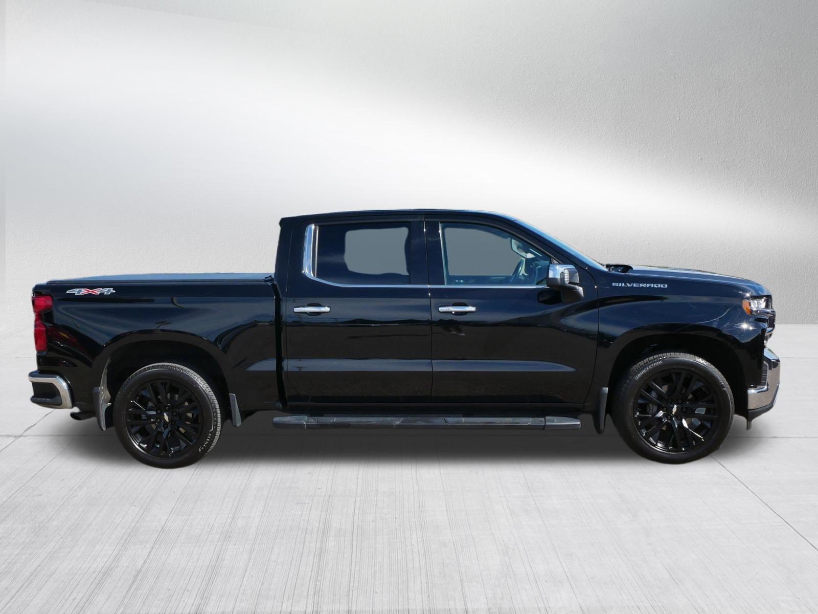 Used 2020 Chevrolet Silverado 1500 LTZ w/ LTZ Plus Package AWD/4WD image 8