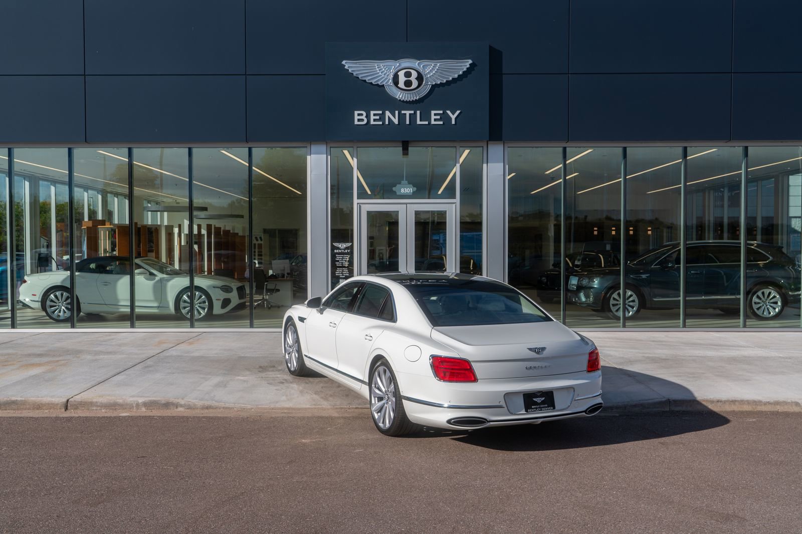 New 2026 Bentley Flying Spur Plug-In Hybrid image 12