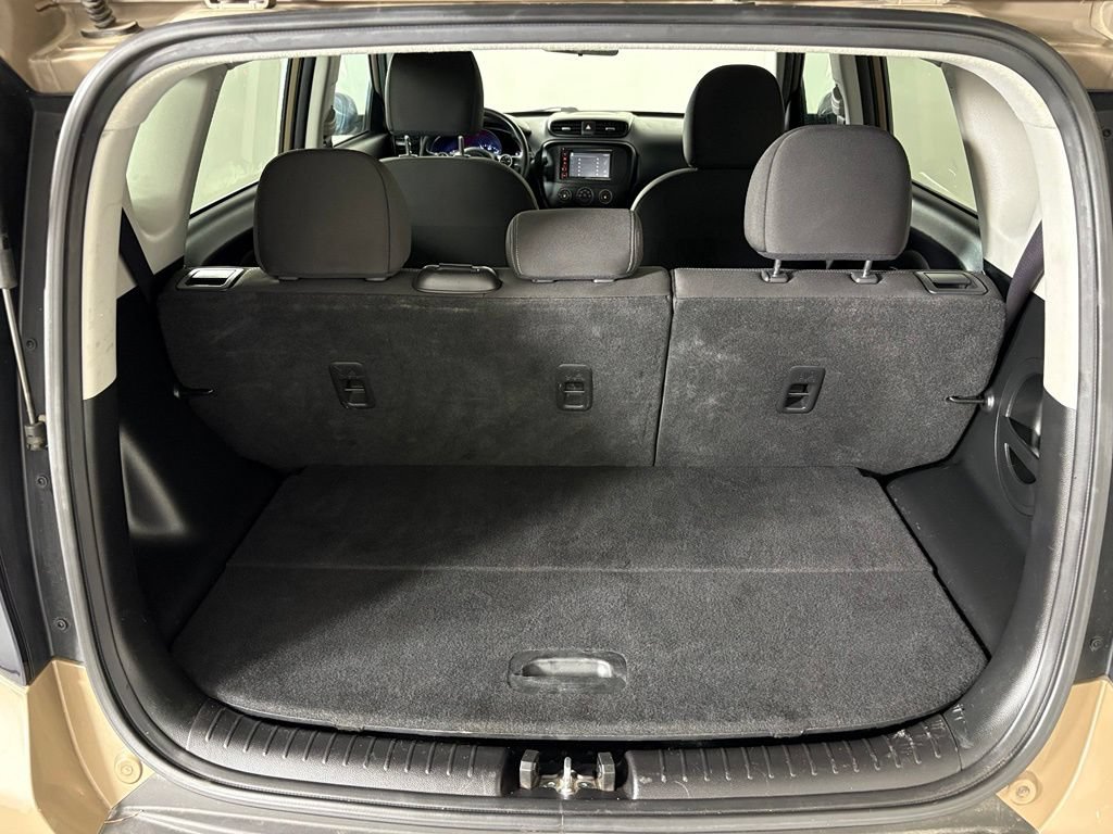 Used 2016 Kia Soul FWD image 33