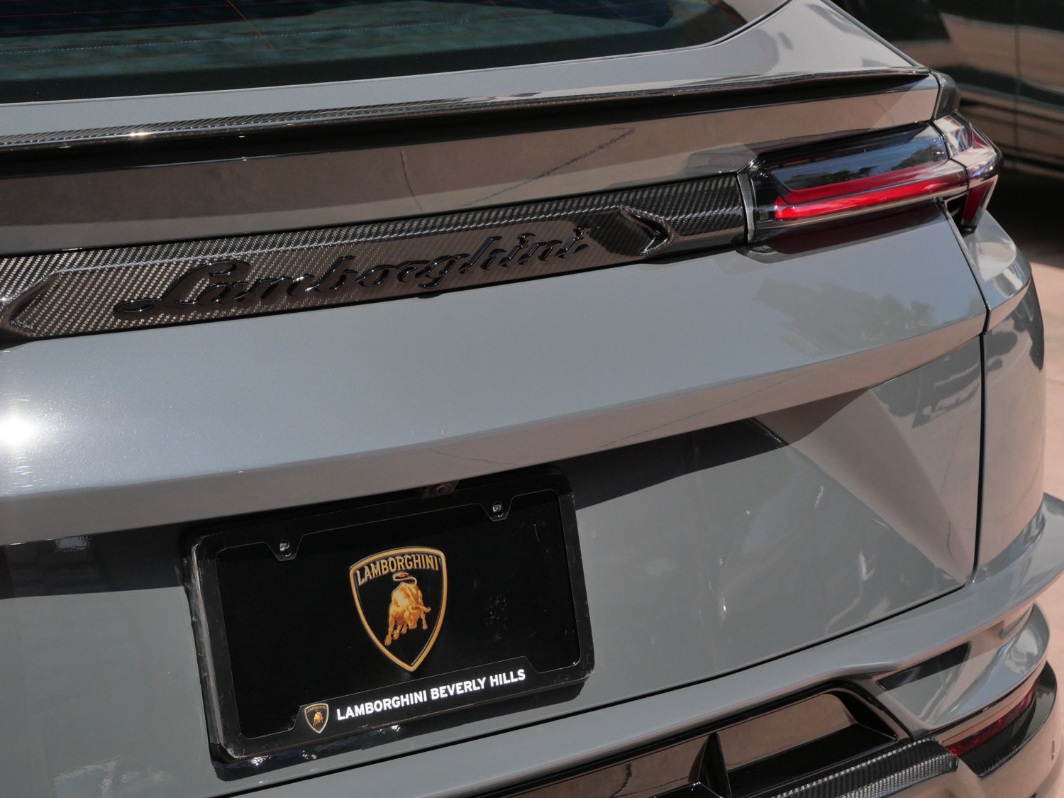 Used 2024 Lamborghini Urus Performante AWD/4WD image 11