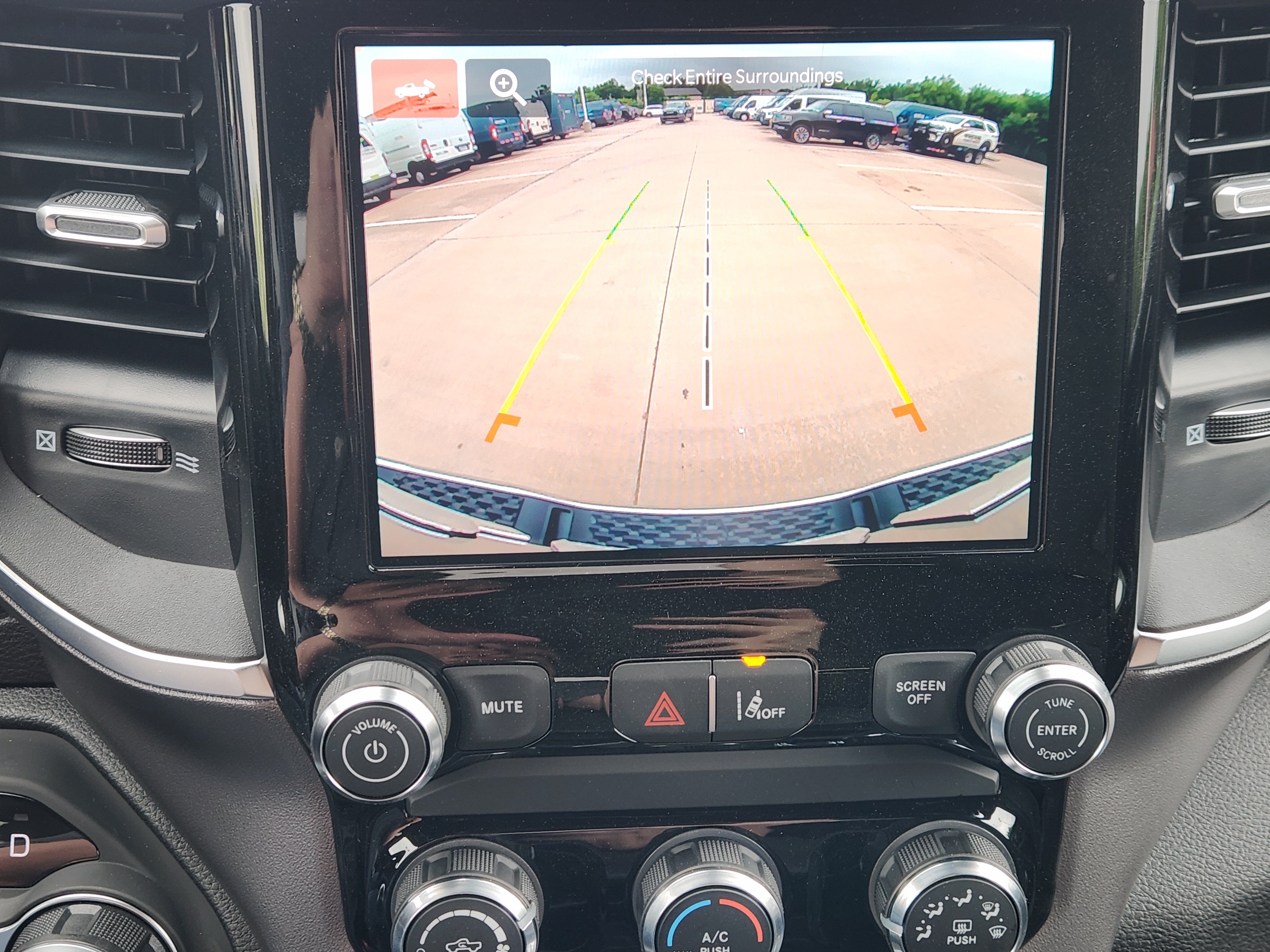 New 2026 RAM 1500 Big Horn AWD/4WD image 14