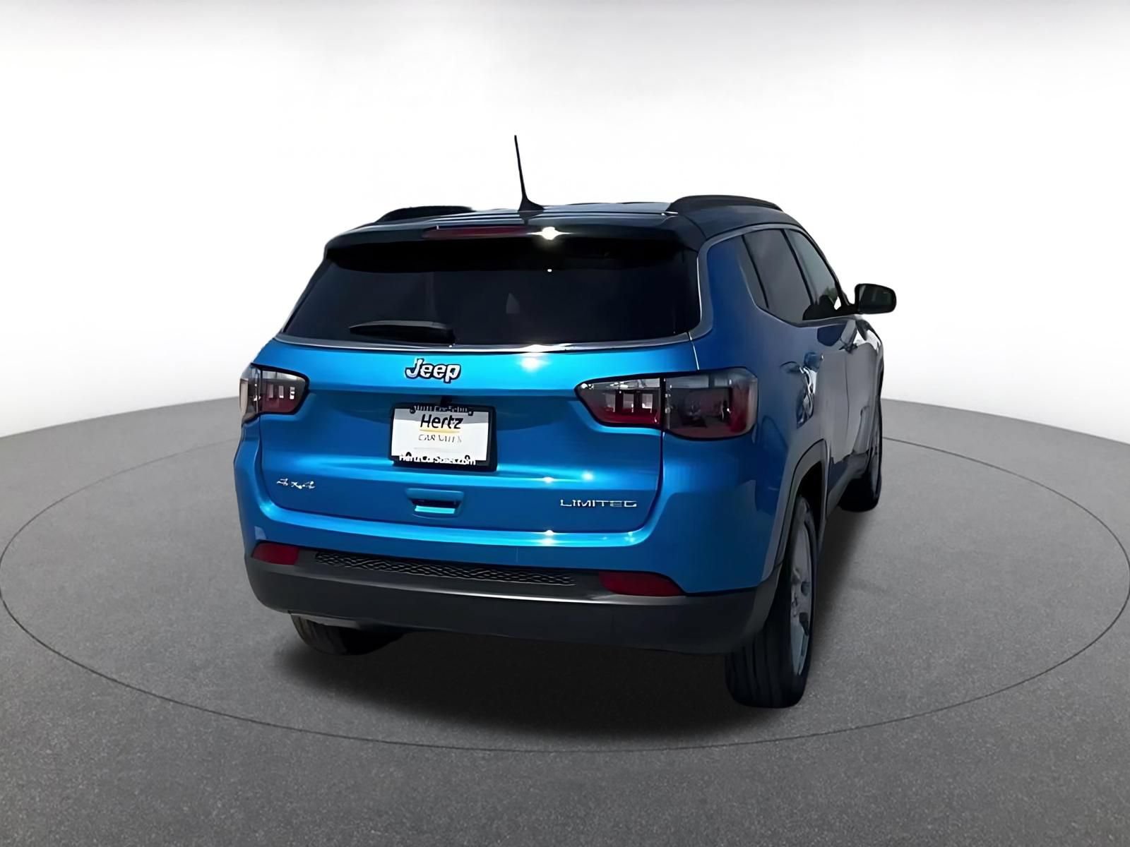 Used 2025 Jeep Compass Limited AWD/4WD image 13