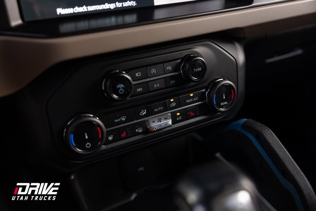 Used 2022 Ford Bronco Wildtrak image 38