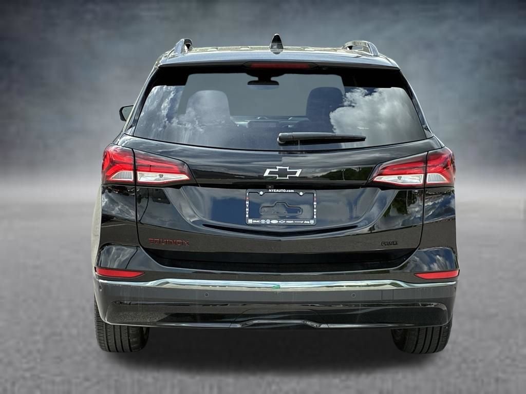 Used 2023 Chevrolet Equinox Premier AWD/4WD image 4