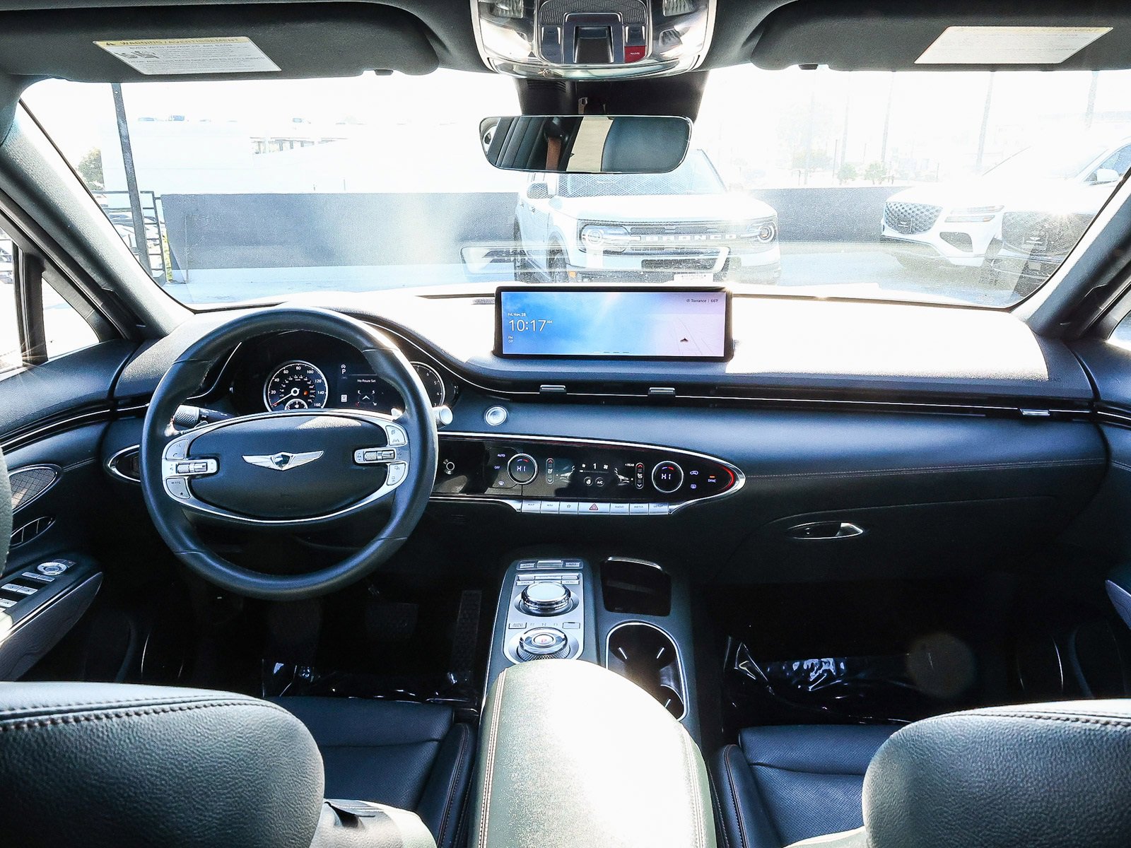 Used 2023 Genesis GV70 2.5T w/ Advanced Package image 13