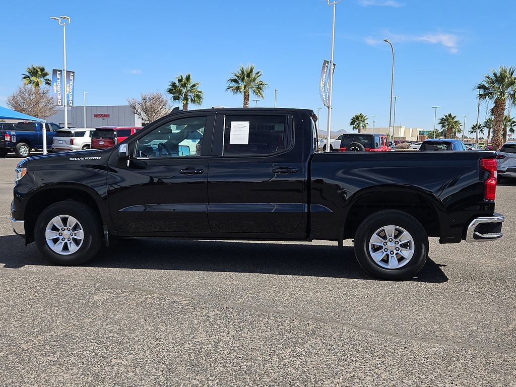 Used 2025 Chevrolet Silverado 1500 LT image 2
