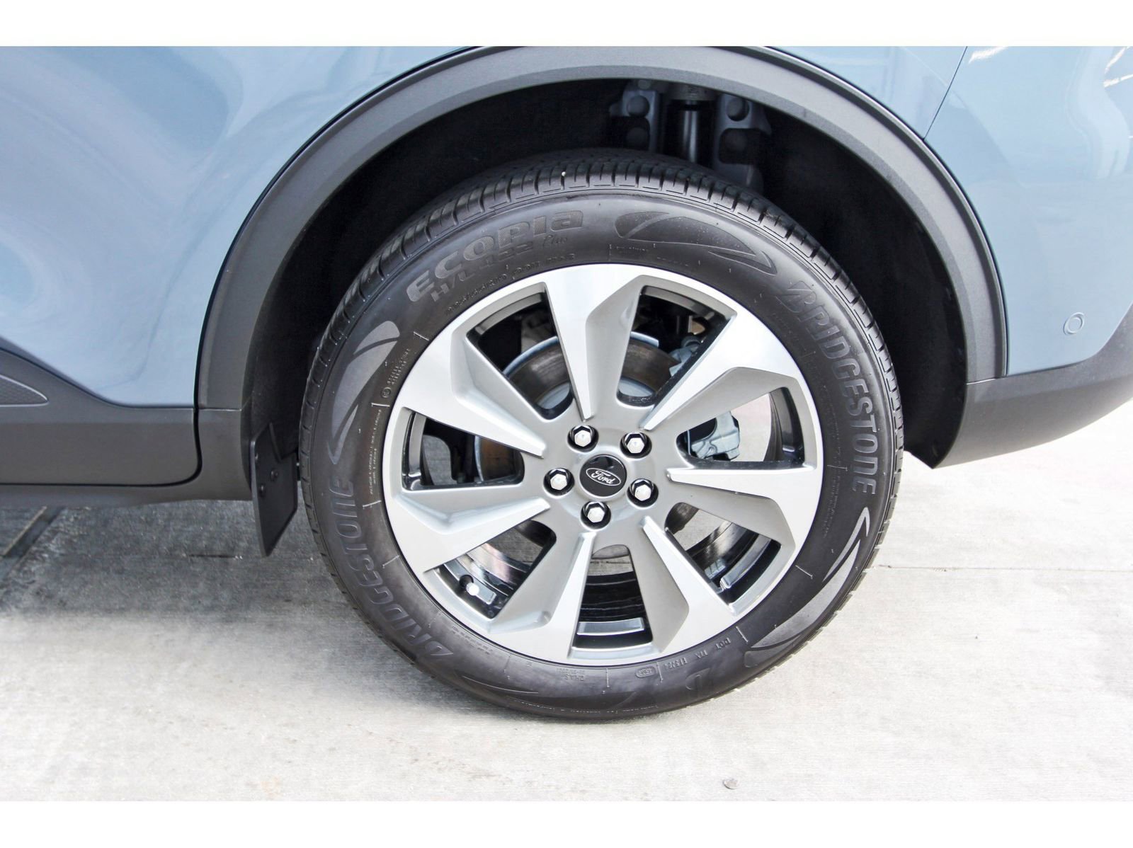 Used 2024 Ford Escape Platinum w/ Premium Technology Package image 32