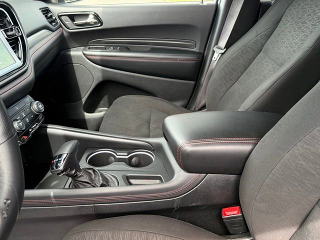 Used 2025 Dodge Durango GT AWD/4WD image 23