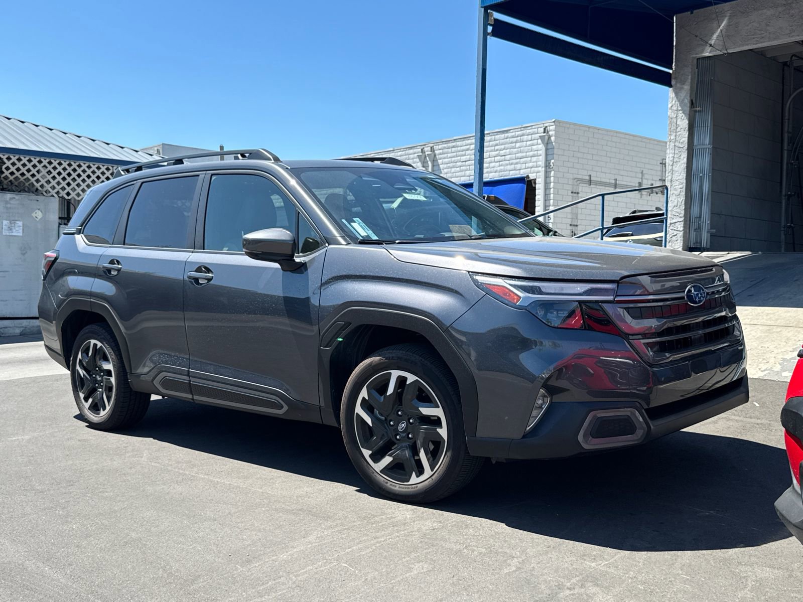 Used 2025 Subaru Forester Limited image 2