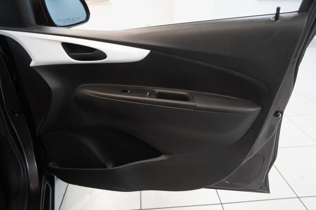 Used 2016 Chevrolet Spark LT image 30