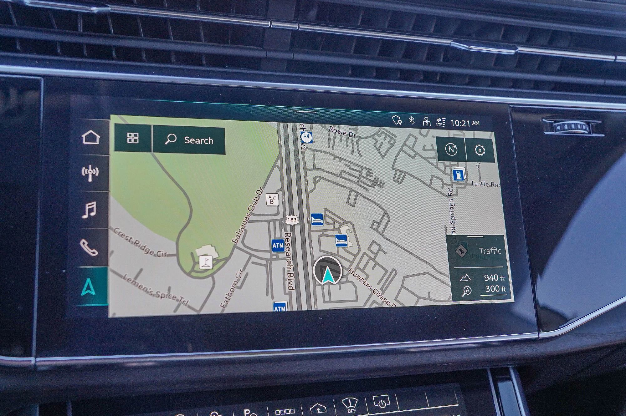 Used 2023 Audi Q8 Prestige w/ Prestige Package image 15