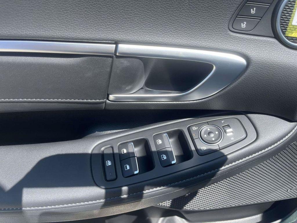 New 2026 Hyundai Sonata Limited FWD image 40