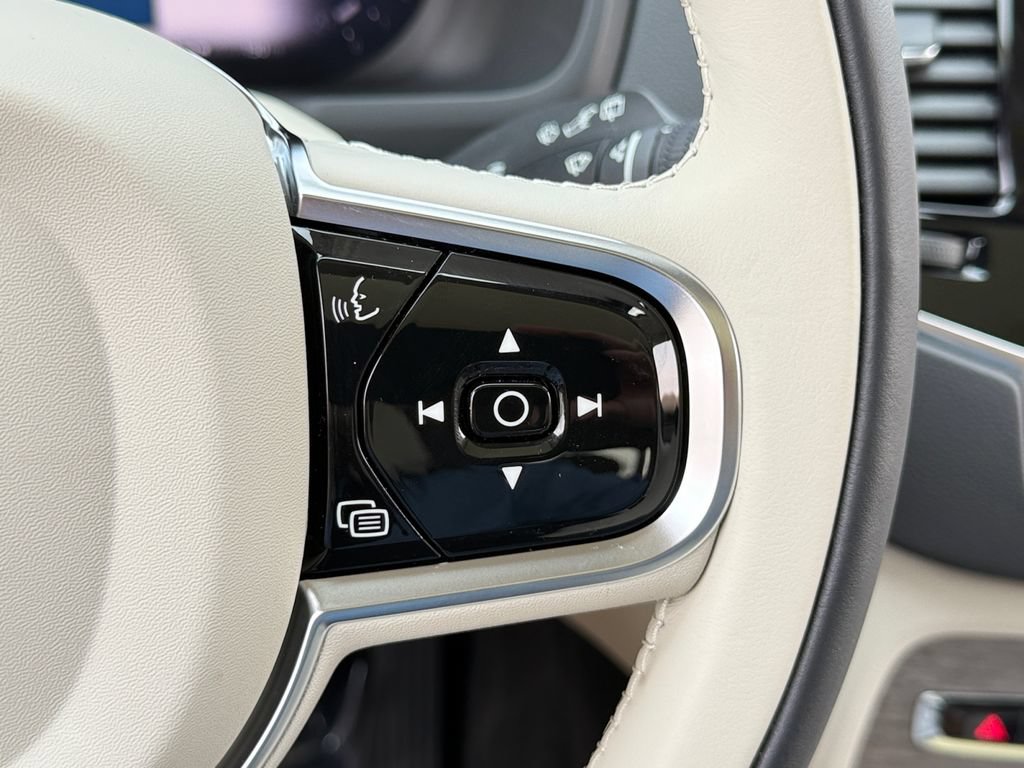 Certified 2024 Volvo XC90 B6 Ultimate AWD/4WD image 21