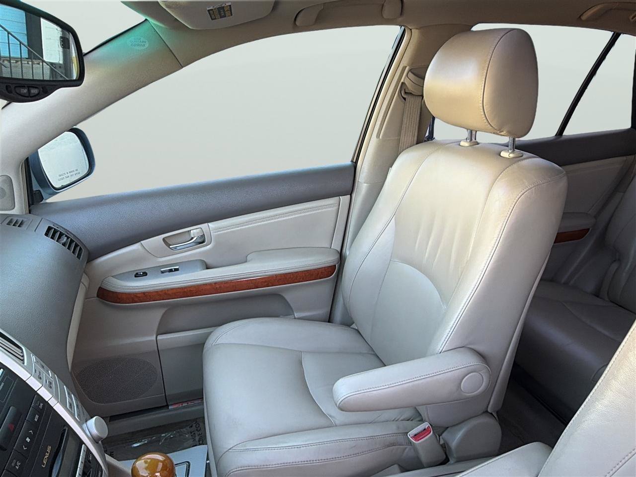 Used 2005 Lexus RX 330 AWD image 12