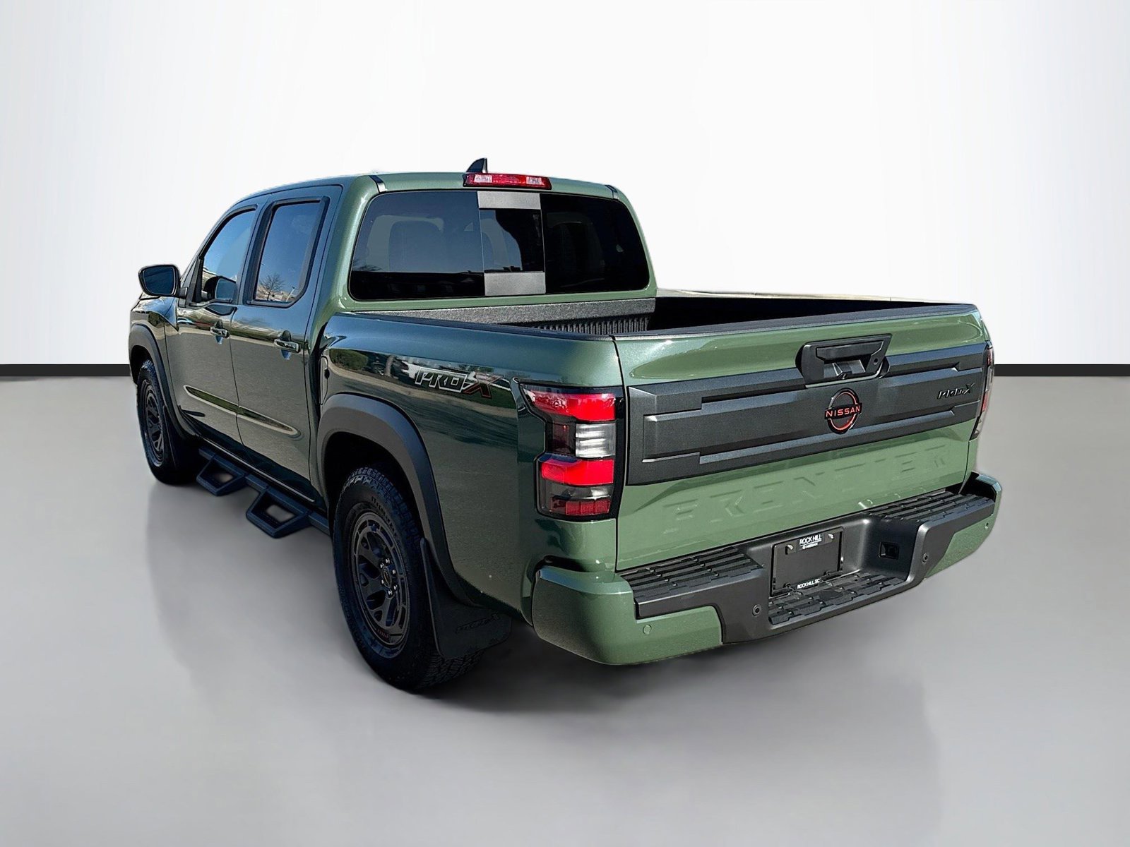 Used 2025 Nissan Frontier Pro-X image 5