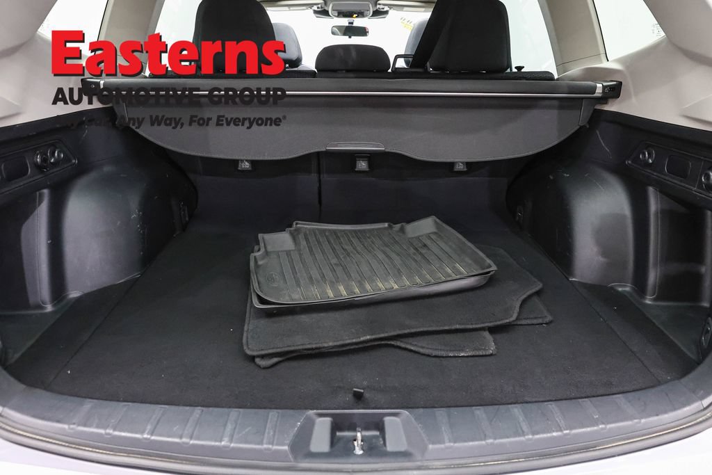 Used 2022 Subaru Forester Premium AWD/4WD image 9