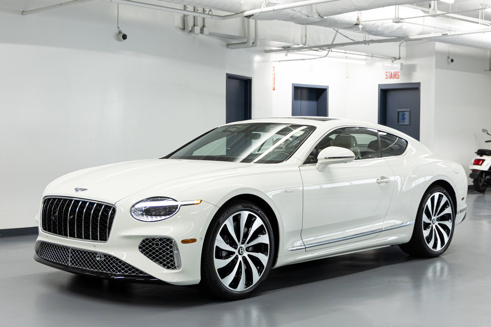 New 2026 Bentley Continental GT Azure AWD/4WD image 1