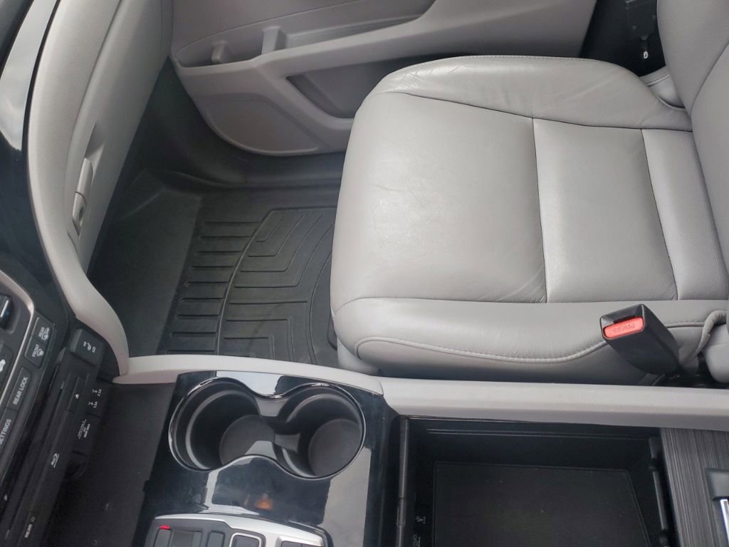 Used 2016 Honda Pilot Touring image 22