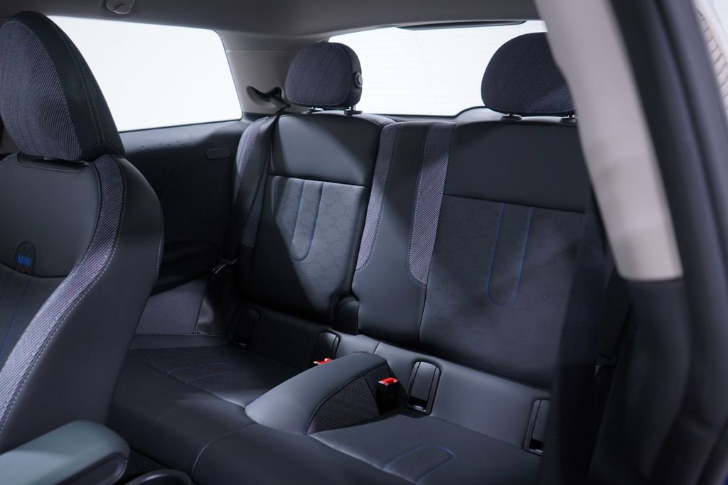 Used 2025 MINI Cooper S image 8