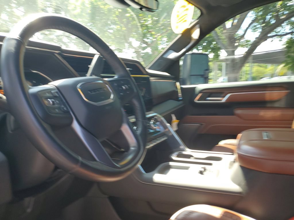 Certified 2025 GMC Sierra 2500 Denali Ultimate AWD/4WD image 23