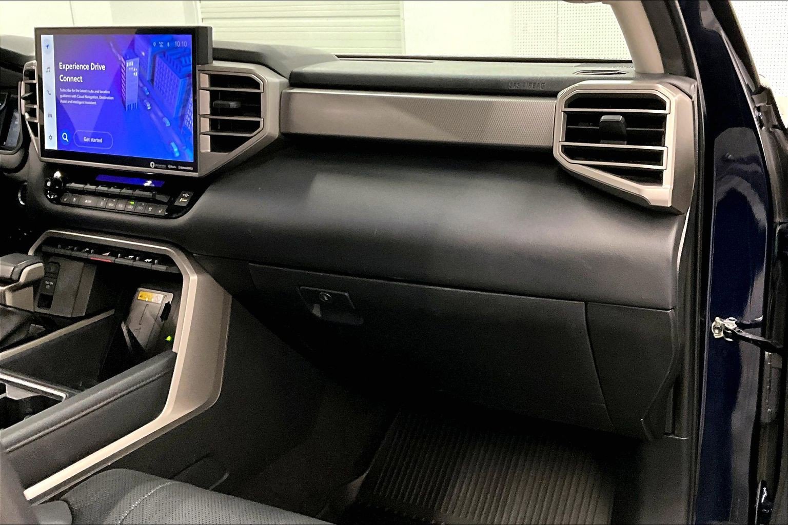 Used 2023 Toyota Tundra Limited AWD/4WD image 19