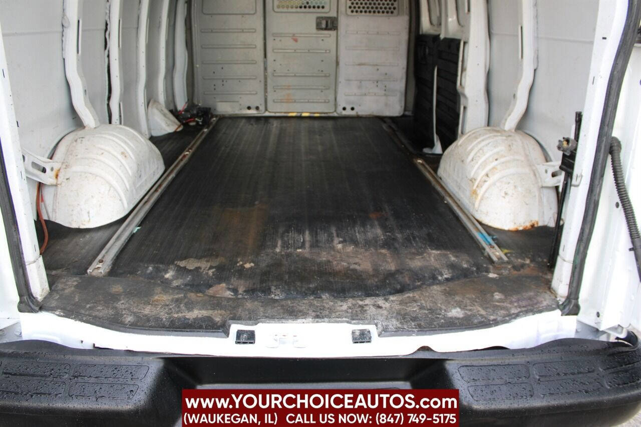 Used 2011 Chevrolet Express 1500 image 24