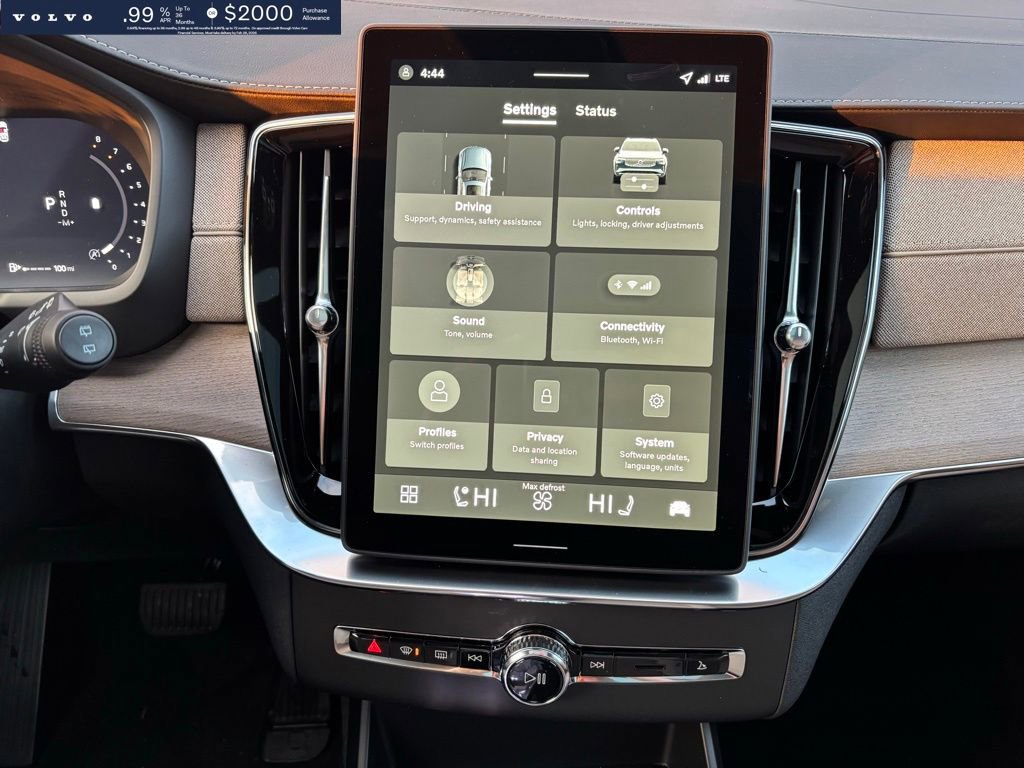 New 2026 Volvo XC90 B6 Plus w/ Protection Package AWD/4WD image 12