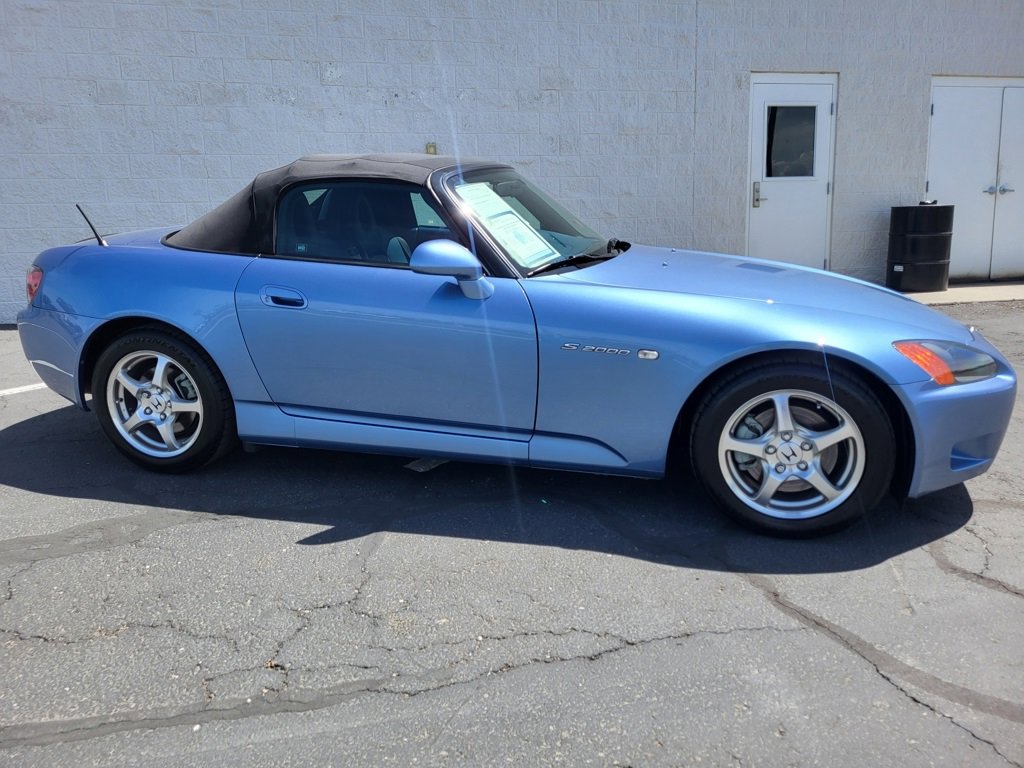 Used 2003 Honda S2000 Base image 3