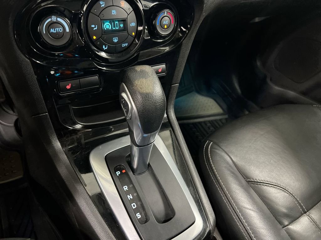 Used 2016 Ford Fiesta Titanium FWD image 17