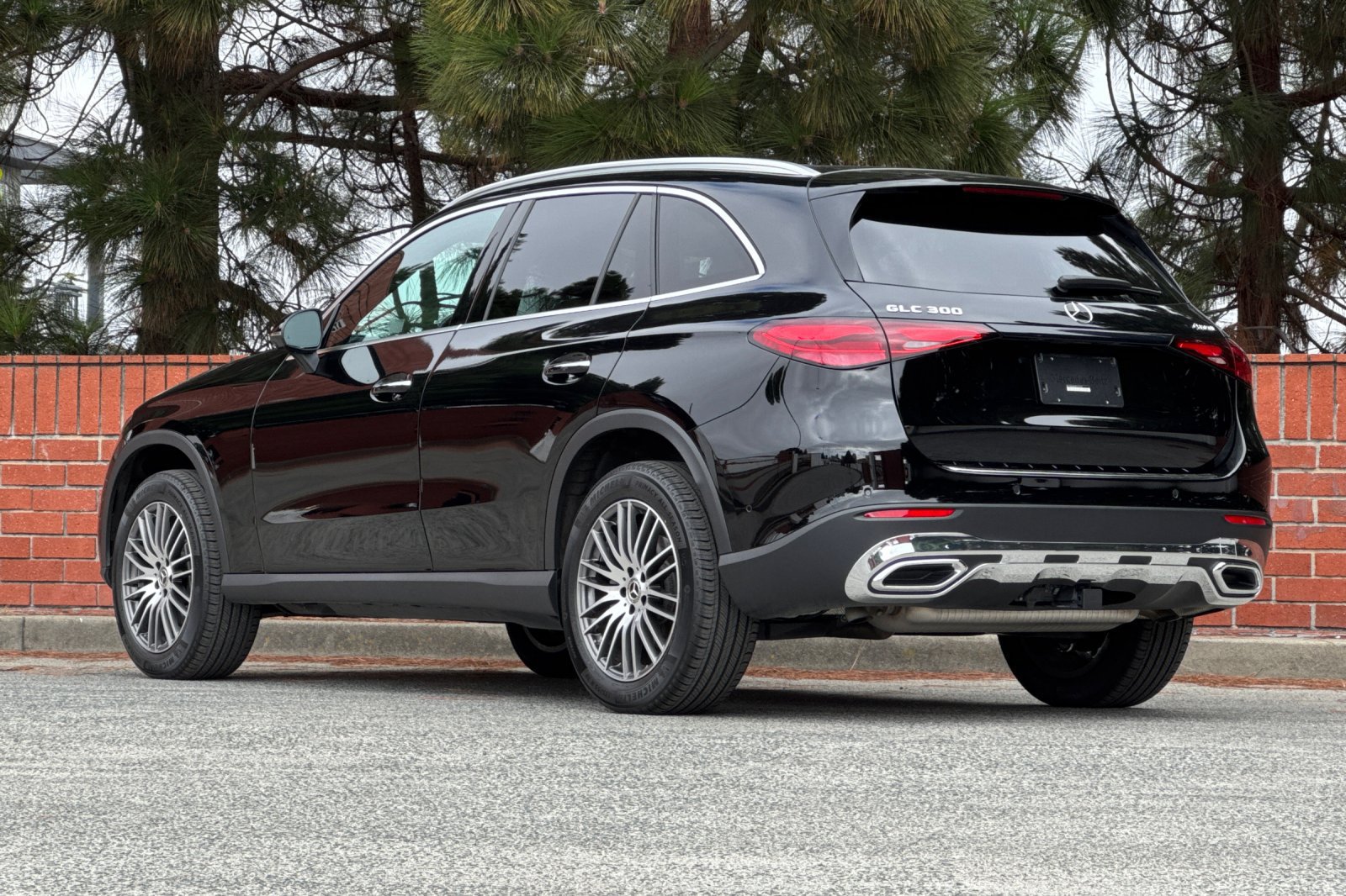 Certified 2024 Mercedes-Benz GLC 300 4MATIC image 6