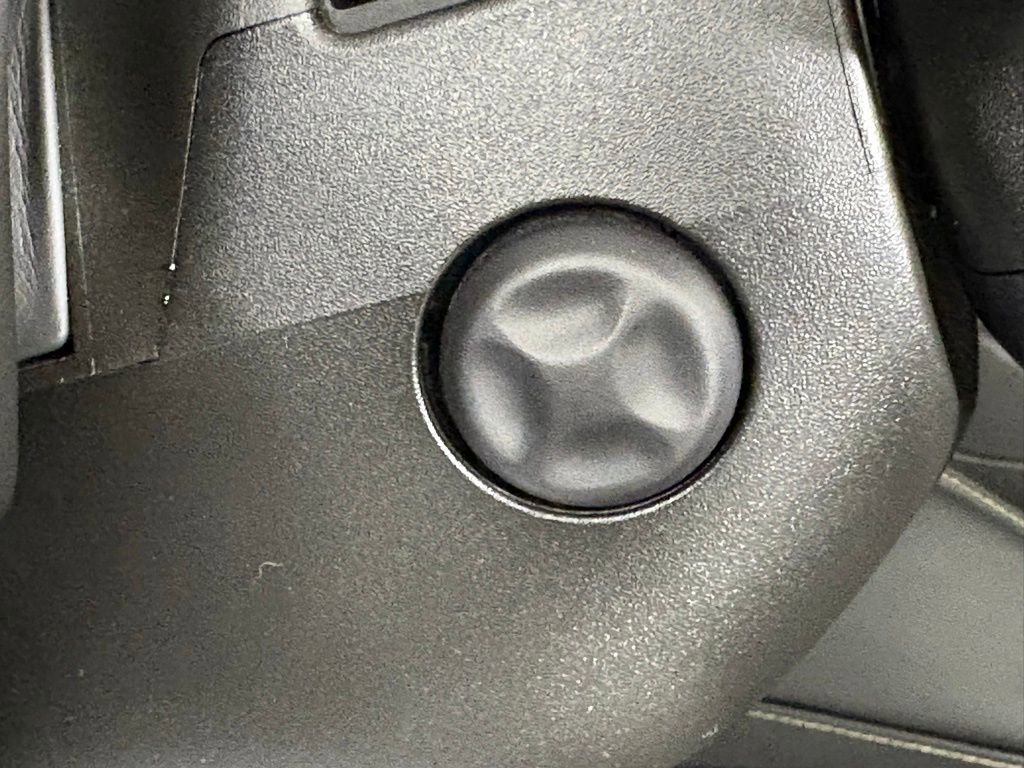 Used 2022 Chevrolet Suburban Premier image 20