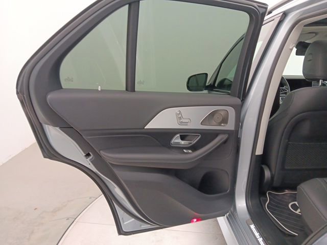 Used 2024 Mercedes-Benz GLE 350 4MATIC w/ AMG Line Exterior image 47