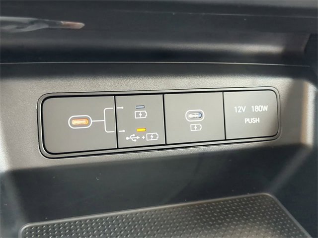 New 2025 Hyundai Tucson SE image 21