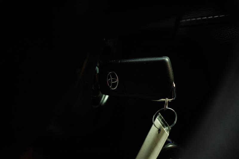 Used 2021 Toyota RAV4 LE image 18