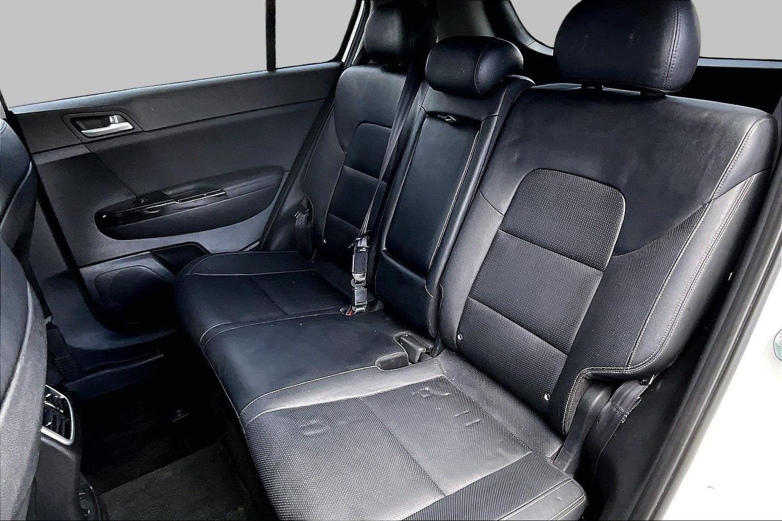 Used 2021 Kia Sportage EX w/ EX Technology Package FWD image 26